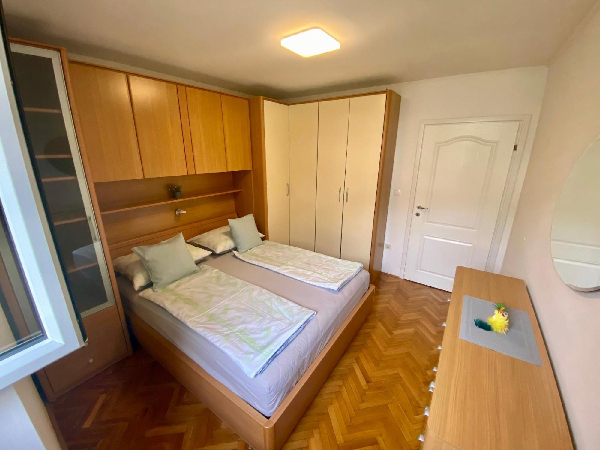 Apartment Simon - Old Stone Charm, Central Bol Life エクステリア 写真